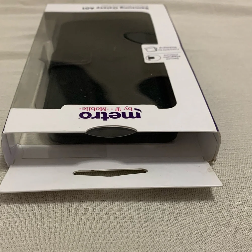 Samsung Galaxy A01 FOLIO | Protective Case Metro by T-Mobile